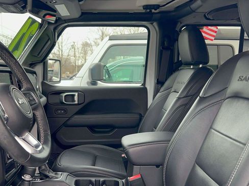 Used 2021 Jeep Wrangler Unlimited Sahara w/ Cold Weather Group image 22