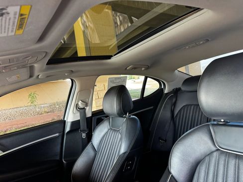 Used 2020 Genesis G70 3.3T w/ Elite Package image 16