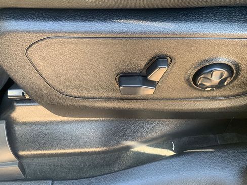 Used 2021 RAM 1500 Lone Star image 17