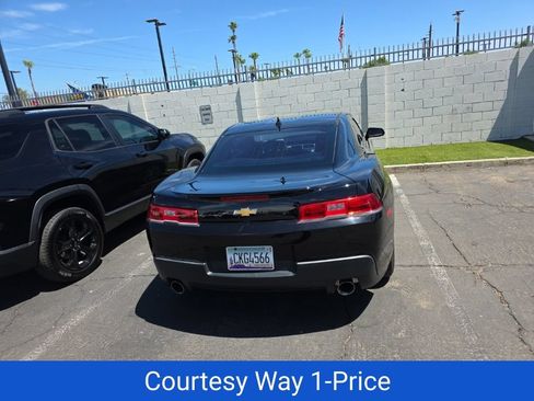 Used 2015 Chevrolet Camaro LT RWD image 7