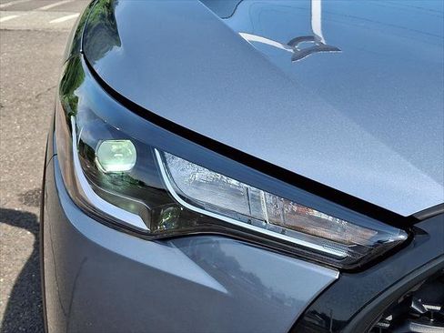 Certified 2023 Toyota Corolla Cross LE w/ Moonroof Package AWD/4WD image 28