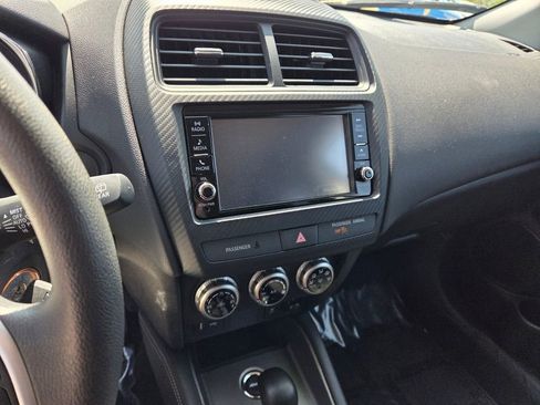 Used 2025 Mitsubishi Outlander Sport ES AWD/4WD image 23