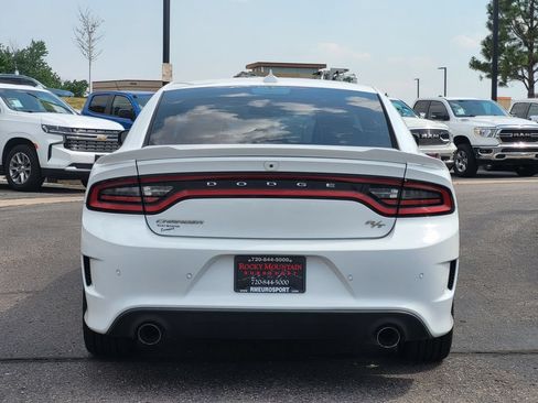 Used 2020 Dodge Charger R/T RWD image 5