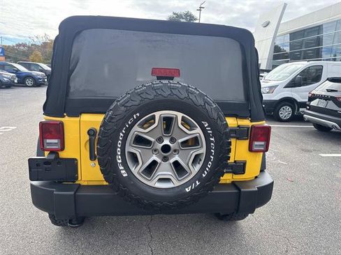 Used 2015 Jeep Wrangler Rubicon w/ Dual Top Group image 4