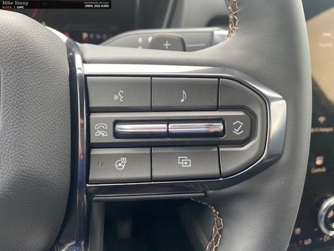 New 2026 GMC Terrain AT4 w/ Convenience Package III AWD/4WD image 17