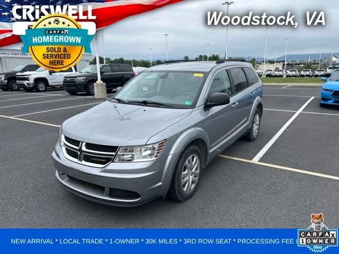 Used 2020 Dodge Journey SE FWD image 1