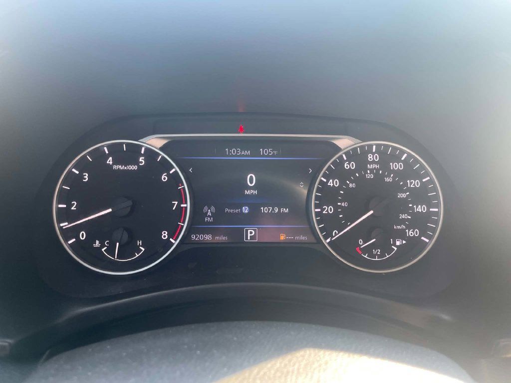Used 2024 Nissan Sentra SV FWD image 18