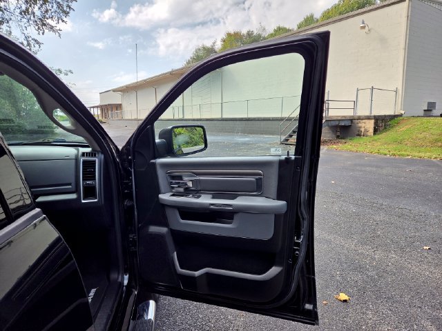 Used 2013 RAM 1500 Big Horn AWD/4WD image 28
