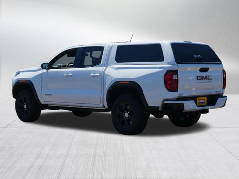 Used 2024 GMC Canyon Elevation w/ Elevation Premium Package AWD/4WD image 5