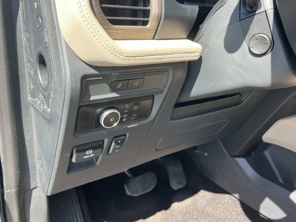 Used 2023 Ford Expedition Max Limited RWD image 39