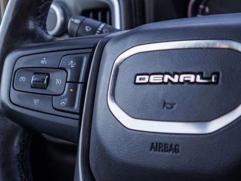 Used 2019 GMC Sierra 1500 Denali w/ Denali Ultimate Package AWD/4WD image 27