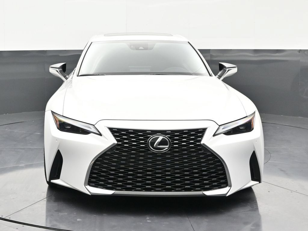 Used 2023 Lexus IS 300 w/ Comfort Package RWD image 8