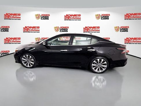 Used 2019 Nissan Maxima Platinum image 16