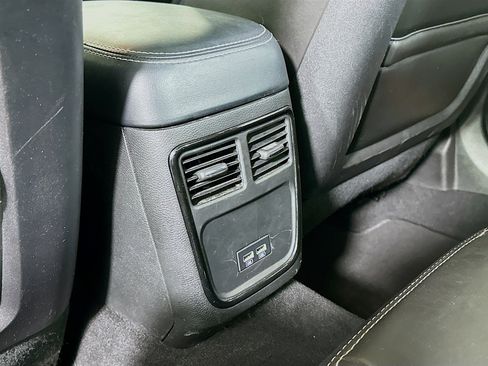 Used 2022 Chrysler 300 S RWD image 28