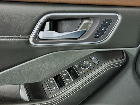 Used 2021 Nissan Rogue SL w/ Premium Package image 23