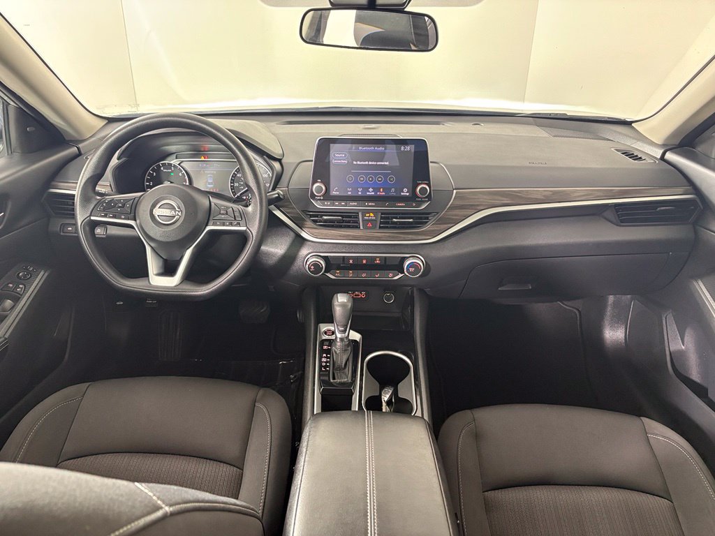 Used 2024 Nissan Altima 2.5 SV FWD image 37
