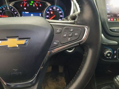 Used 2021 Chevrolet Equinox LT image 11