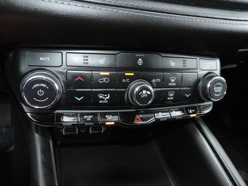 Used 2022 Dodge Durango GT RWD image 27