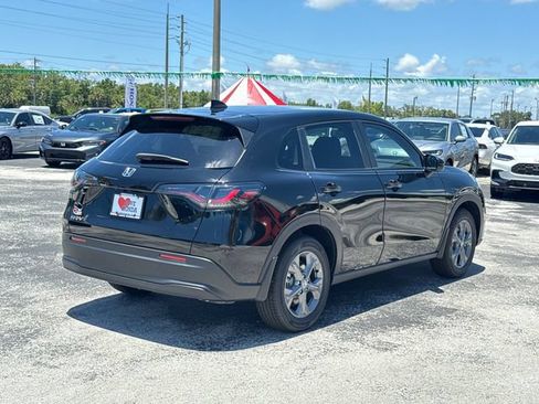 New 2027 Honda HR-V LX image 6