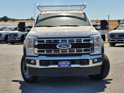 New 2025 Ford F550 4x4 SuperCab Super Duty image 2