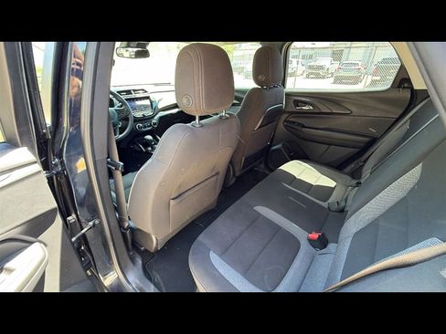 Used 2021 Chevrolet TrailBlazer LT w/ Convenience Package FWD image 24