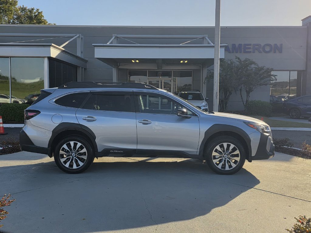 Used 2024 Subaru Outback Limited AWD/4WD image 33