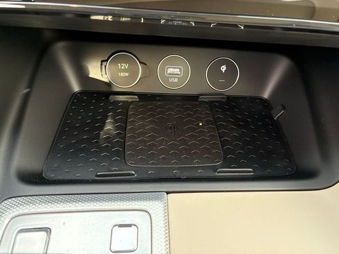 New 2026 Genesis G70 2.5T Prestige image 39