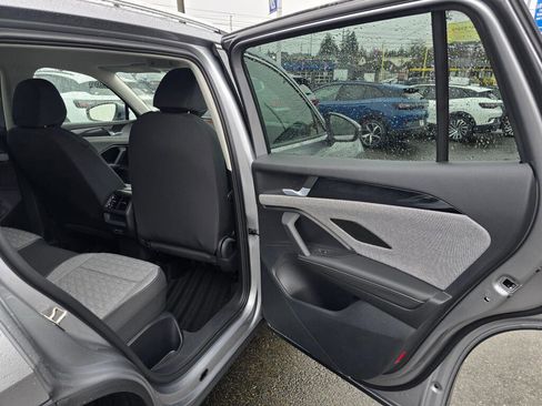 New 2026 Volkswagen Tiguan S image 37