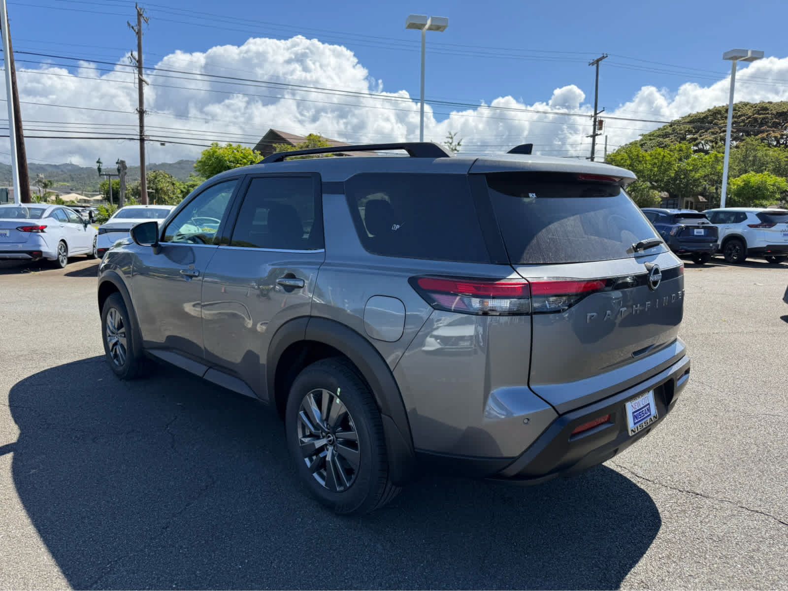 New 2026 Nissan Pathfinder SV FWD image 4
