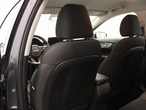 Used 2022 Kia Forte LXS image 20