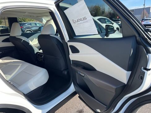 New 2026 Lexus RX 350 image 7