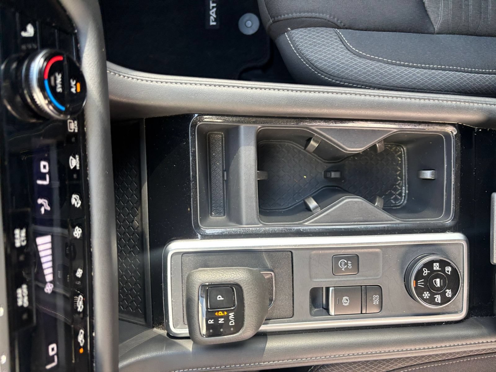 Used 2026 Nissan Pathfinder SV AWD/4WD image 43