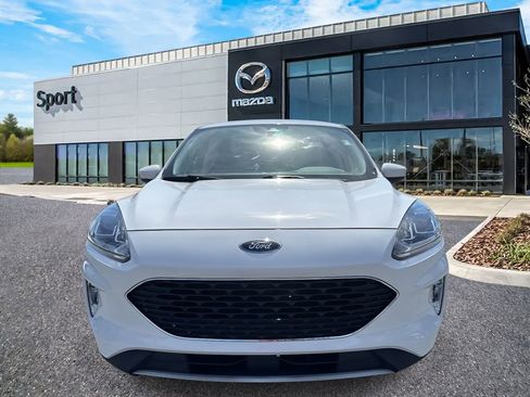 Used 2022 Ford Escape SEL image 9