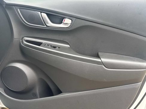 Used 2022 Hyundai Kona SEL w/ Convenience Package FWD image 19