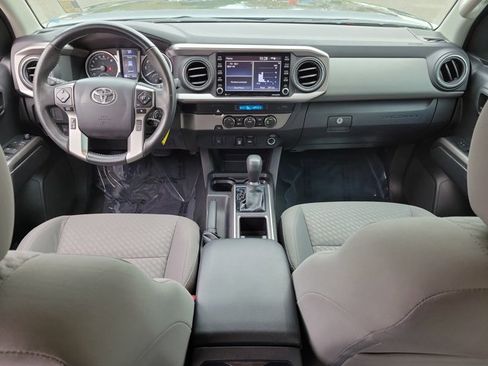 Used 2022 Toyota Tacoma SR5 image 12