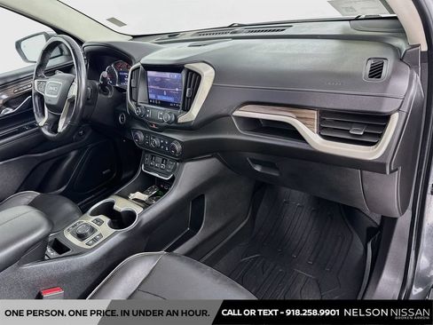 Used 2020 GMC Terrain Denali w/ Denali Premium Package AWD/4WD image 31