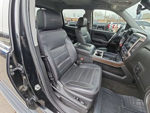 Used 2018 GMC Sierra 1500 Denali AWD/4WD image 17