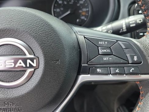 Used 2023 Nissan Kicks SR w/ SR Premium Package FWD image 15