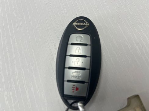 Used 2025 Nissan Altima 2.5 SV image 21