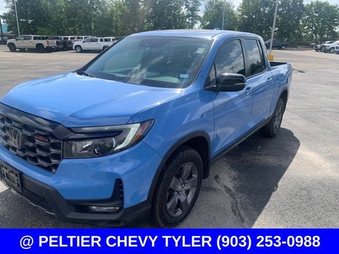 Used 2025 Honda Ridgeline TrailSport image 1