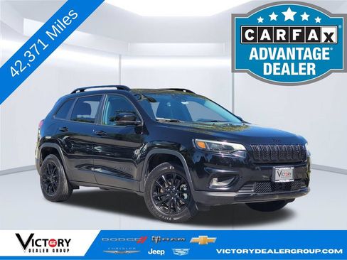 Used 2023 Jeep Cherokee Altitude Lux AWD/4WD image 1