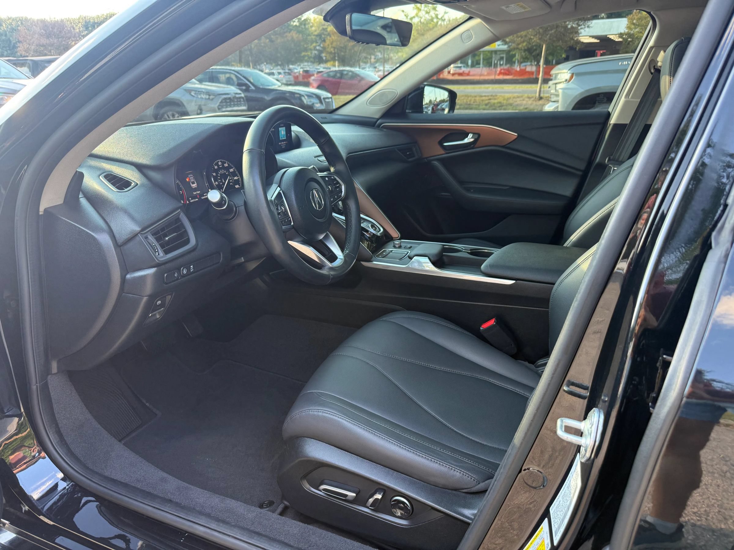 Used 2021 Acura TLX SH-AWD image 9