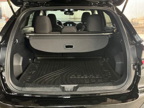 Certified 2025 Subaru Crosstrek 2.5i Sport w/ Crosstrek Mirror Package image 27