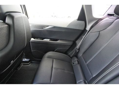 New 2027 Cadillac Optiq Luxury w/ LPO, Floor Liner Package AWD/4WD image 12