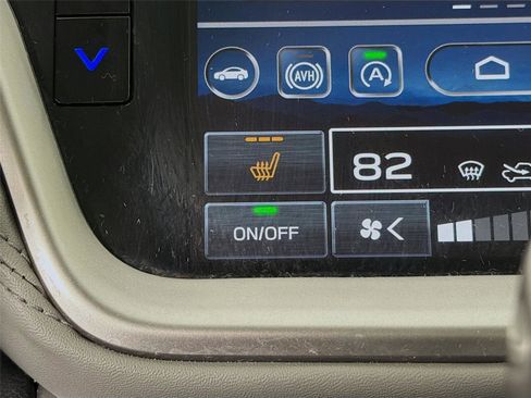 Used 2025 Subaru Legacy Premium image 19