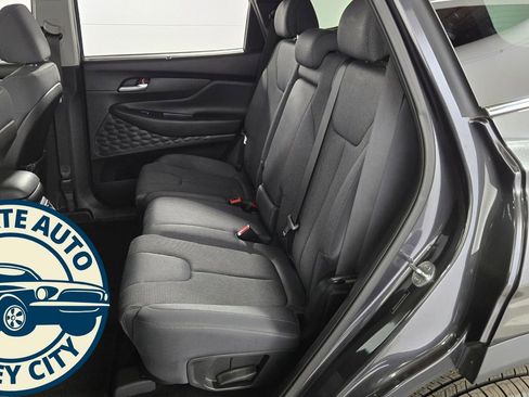 Used 2022 Hyundai Santa Fe SEL w/ Convenience Package image 27
