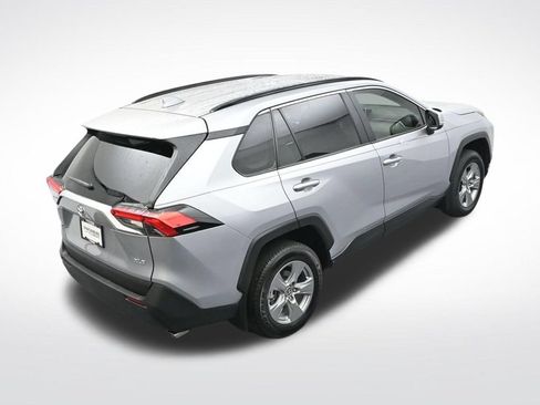 Used 2025 Toyota RAV4 XLE w/ Convenience Package FWD image 30