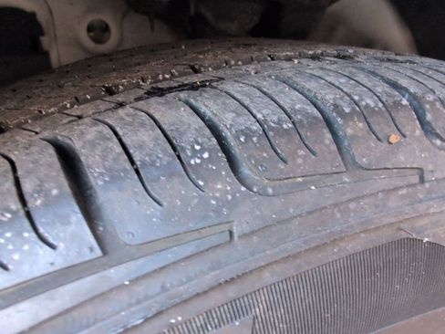 Certified 2023 Hyundai Venue SEL image 29