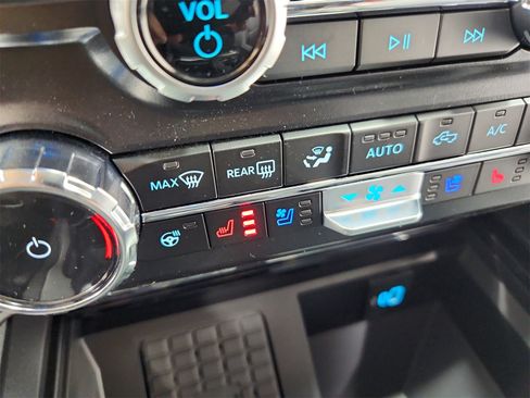 New 2026 Ford F250 Lariat w/ Lariat Ultimate Package image 37