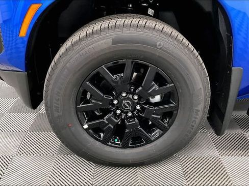 New 2026 Nissan Frontier SV image 12